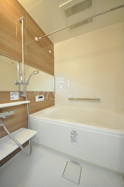 バス・シャワールーム　室内写真は別タイプのものです