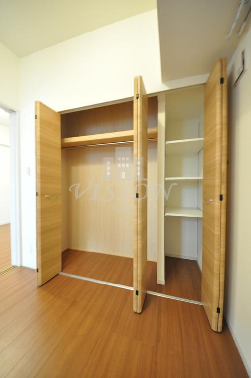 収納　室内写真は別タイプのものです