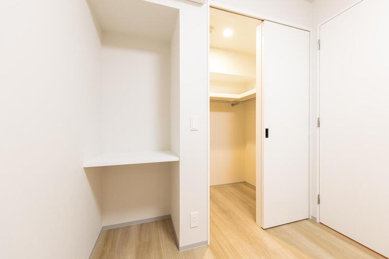 収納　納戸ウオークインクローゼット