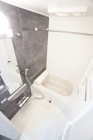 バス・シャワールーム　※同物件・同タイプの写真です。