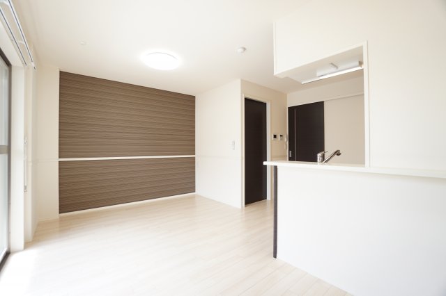 居室・リビング　※同物件・同タイプの写真です。