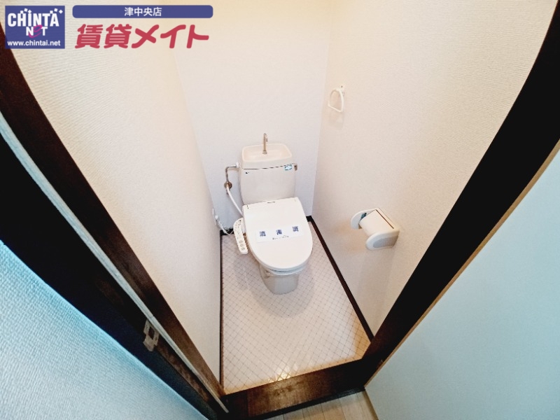 トイレ　反転タイプ参考写真