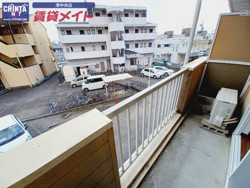 バルコニー　反転タイプ参考写真