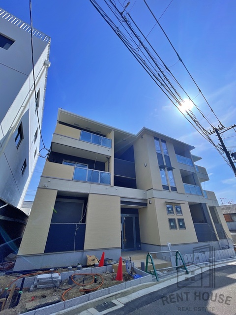 建物外観　外観（建設中）