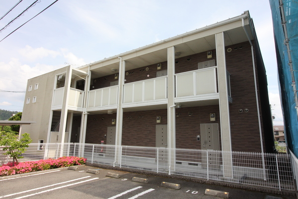 建物外観　単身者様用マンション