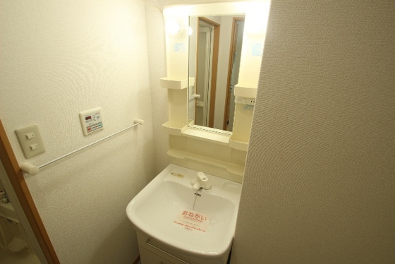 洗面設備　※別部屋の写真です