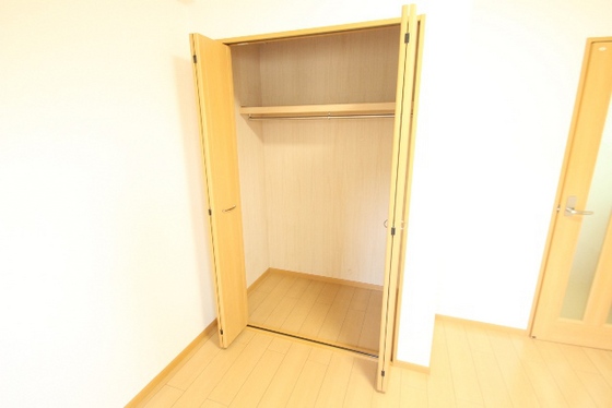 収納　※別部屋の写真です
