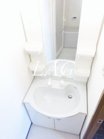 洗面設備　洗面台です。