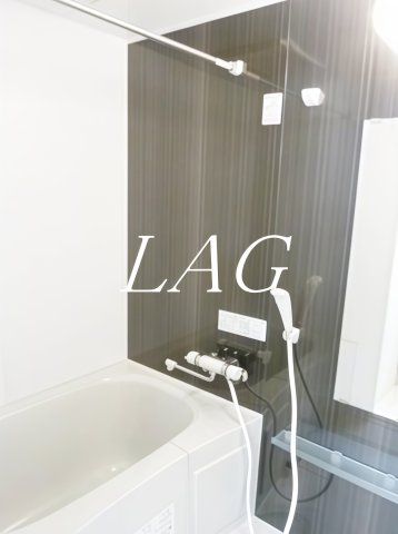 トイレ　トイレ（同仕様）です。