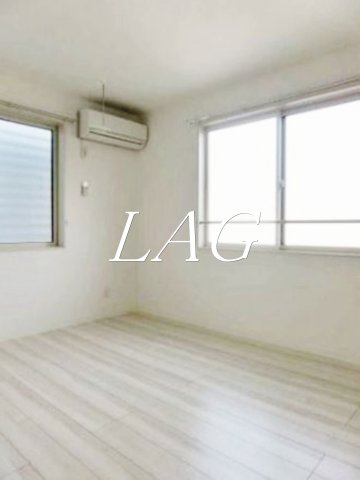 居室・リビング　洋室のお部屋（同仕様）です。