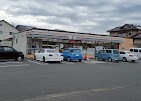 コンビニ　セブンイレブン富士市中丸店（コンビニ）まで494m