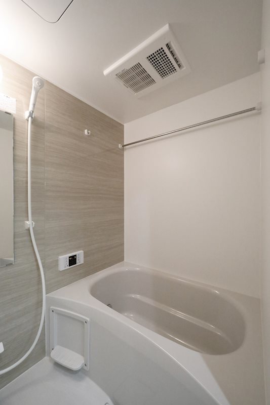 バス・シャワールーム　バスルーム　浴室乾燥