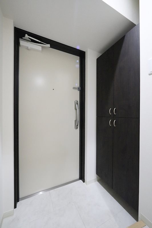 玄関　玄関　シューズボックス