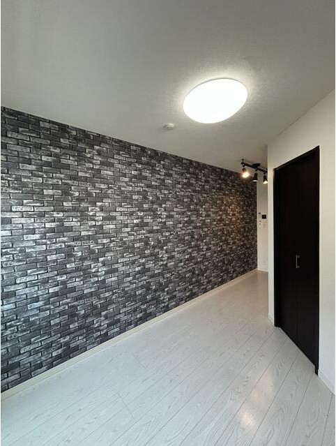 居室・リビング　こちらのリビングで趣味の時間をお楽しみください♪