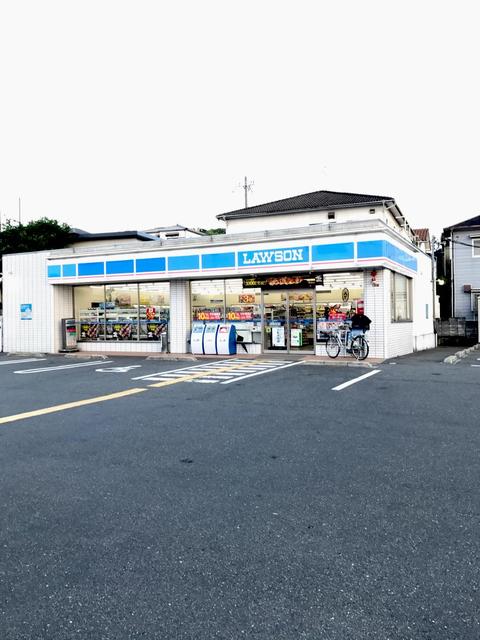 コンビニ　ローソン枚方長尾北町一丁目店（コンビニ）まで804m