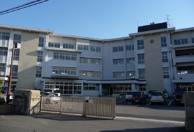小学校　焼津西小学校（小学校）まで1200m