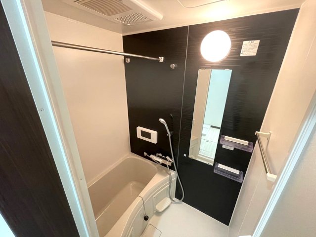 バス・シャワールーム　同施工会社施工物件の参考写真になります※現況優先