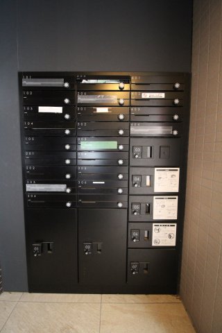 ロビー　コンポジット王子　北区王子2