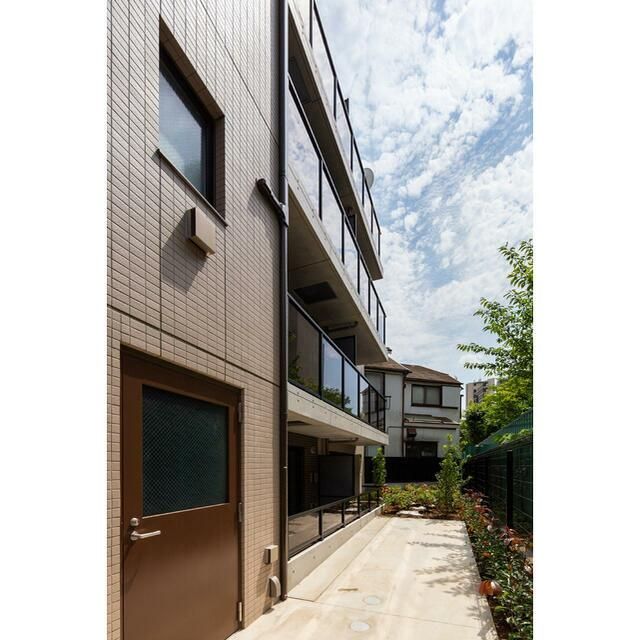 エントランス　コンポジット王子　北区王子2