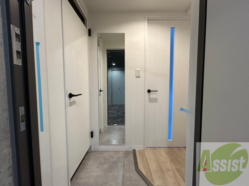 玄関　玄関の様子です。明るい印象ですね。気分もあがりそう。