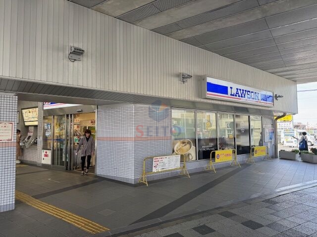 コンビニ　ローソンHA阪急曽根店（コンビニ）まで673m