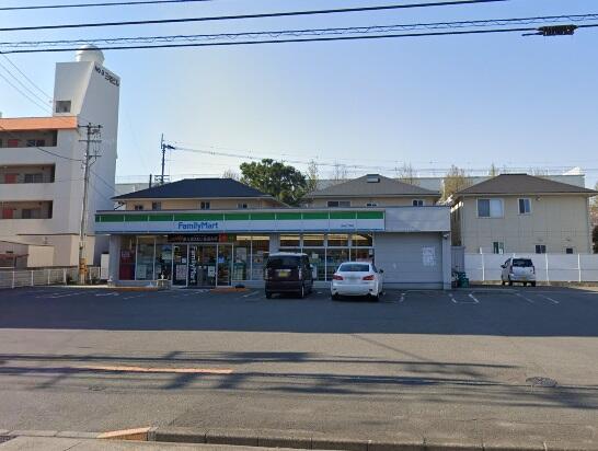 コンビニ　ファミリーマート住吉三丁目店（コンビニ）まで837m