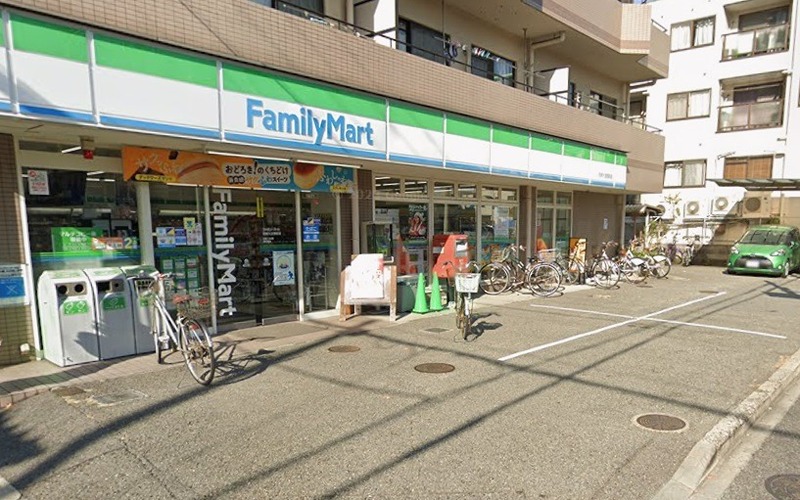 コンビニ　ファミリーマート 尼崎大庄西町店（コンビニ）まで277m