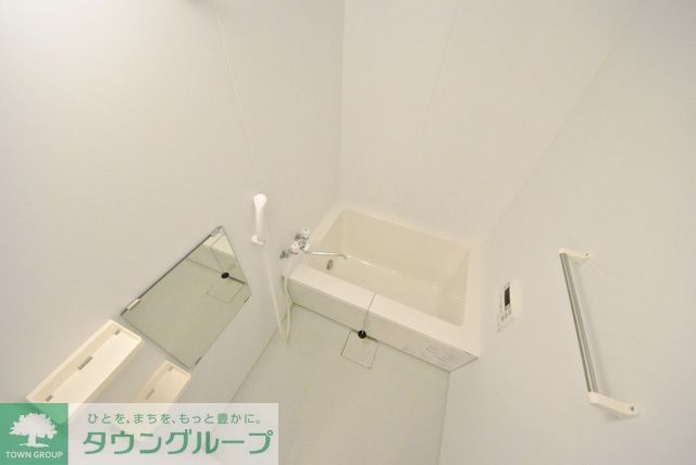 バス・シャワールーム　きれいなバスルーム