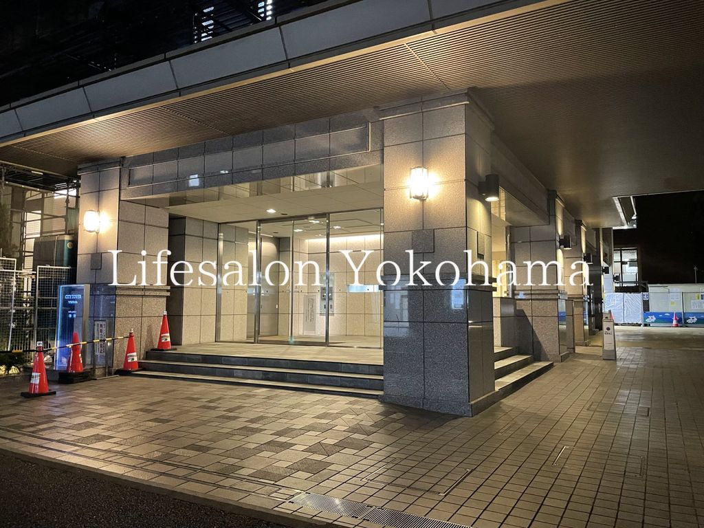 建物外観　エントランス