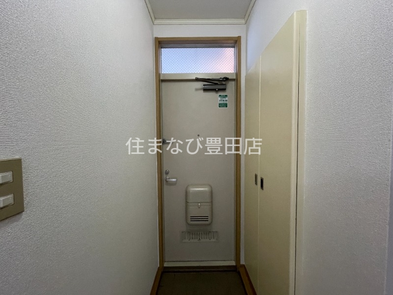 サカイAの玄関写真