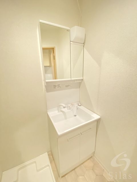 洗面設備　同仕様