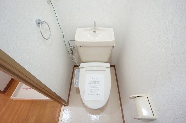 トイレ　清潔感のあるトイレです