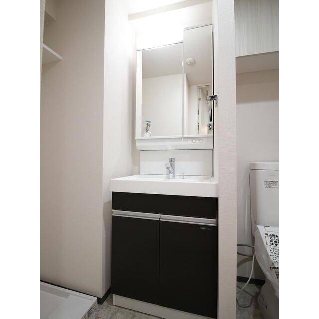 洗面設備　※写真は同間取り別部屋です。…?