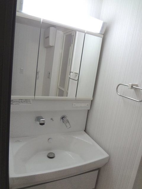 洗面設備　建築中につき同タイプイメージです
