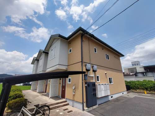 建物外観　ブランシェ・軽量鉄骨造