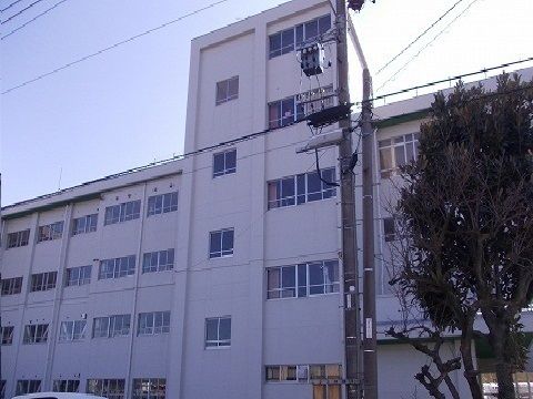 小学校　牛久保小学校（小学校）まで650m