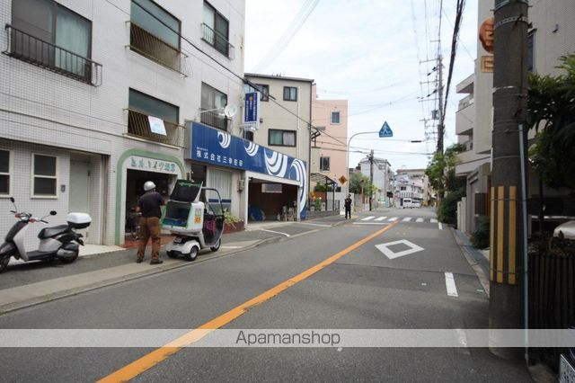 その他　前面道路（その他）まで0m
