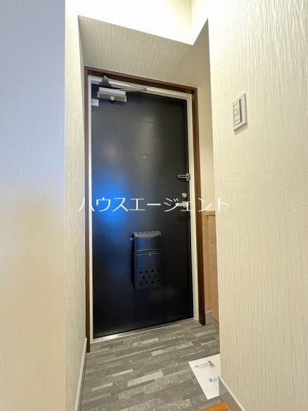 玄関　玄関です。※参考画像
