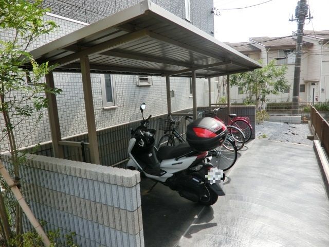 その他共有部分　駐輪場あります
