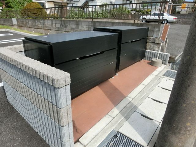 その他　敷地内ごみ置き場の用意もあります。