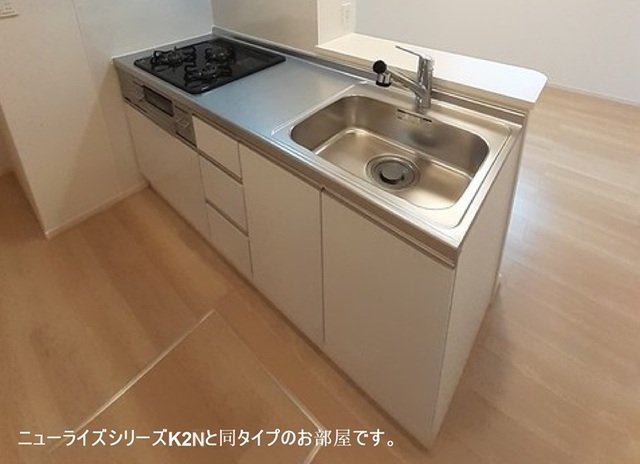 キッチン　コンパクトなキッチンで掃除もラクラク