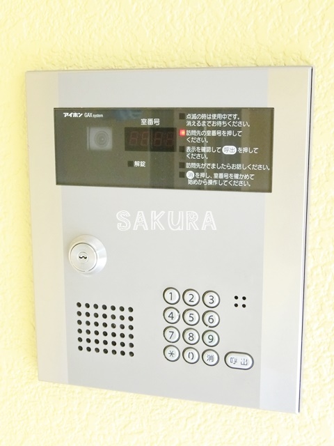 セキュリティ　安心のモニター付きオートロック♪