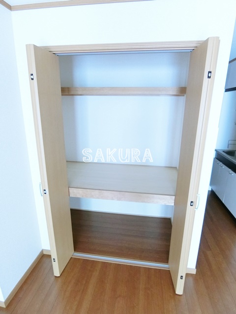 収納　お荷物の多い方でも安心のクローゼット付き♪
