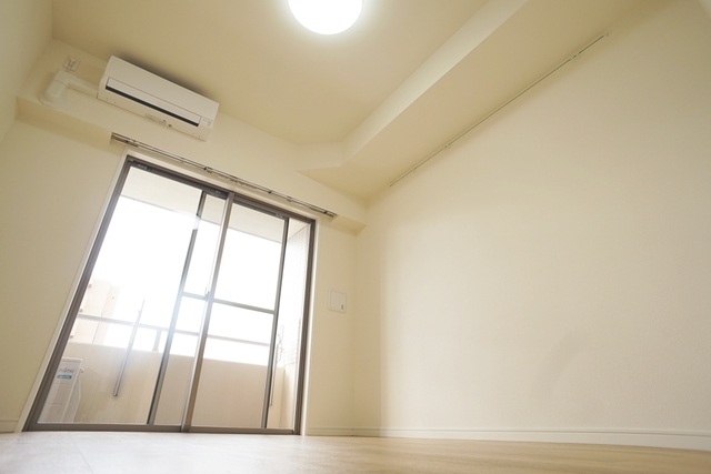 居室・リビング　参考写真（同建物別部屋のものです）