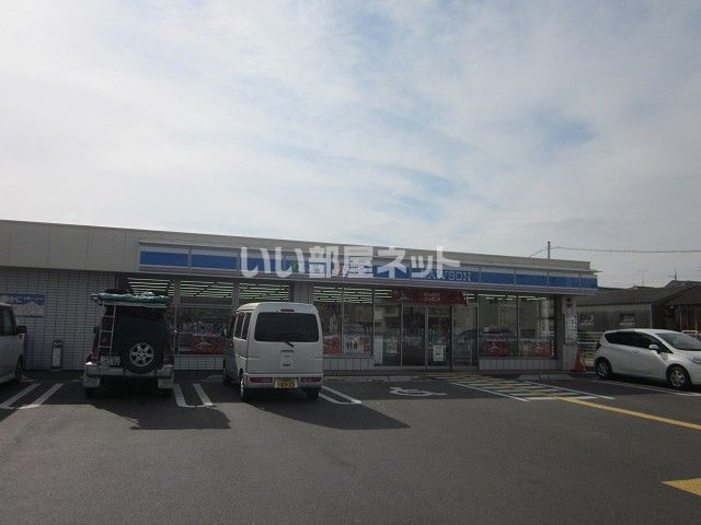 コンビニ　ローソン 木津川南後背店（コンビニ）まで552m
