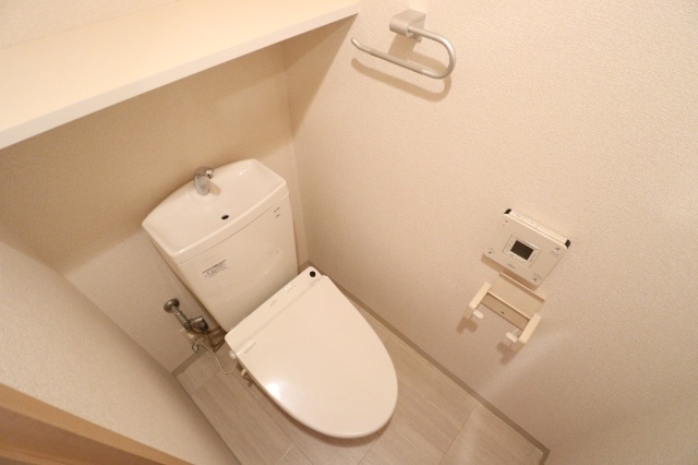 トイレ　別号室の写真です