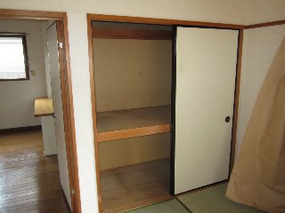 収納　パストラル名塚