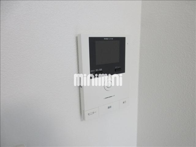 セキュリティ　ＴＶ付きモニターホンで来客者の顔が確認できます