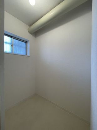 その他部屋・スペース　落ち着いて過ごせるお部屋なので、寝室にいかがでしょうか