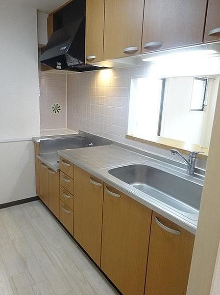 キッチン　※別部屋の参考写真です。